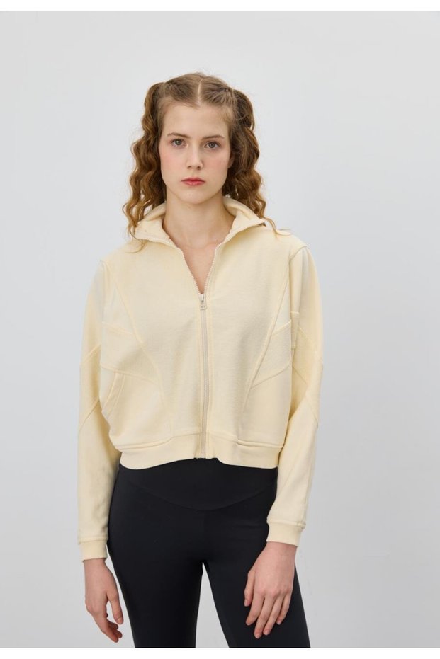 Women's Vanilla Color Detailed Stand Collar Crop Cardigan