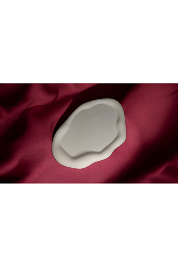 Decorative Plate, Presentation - 2