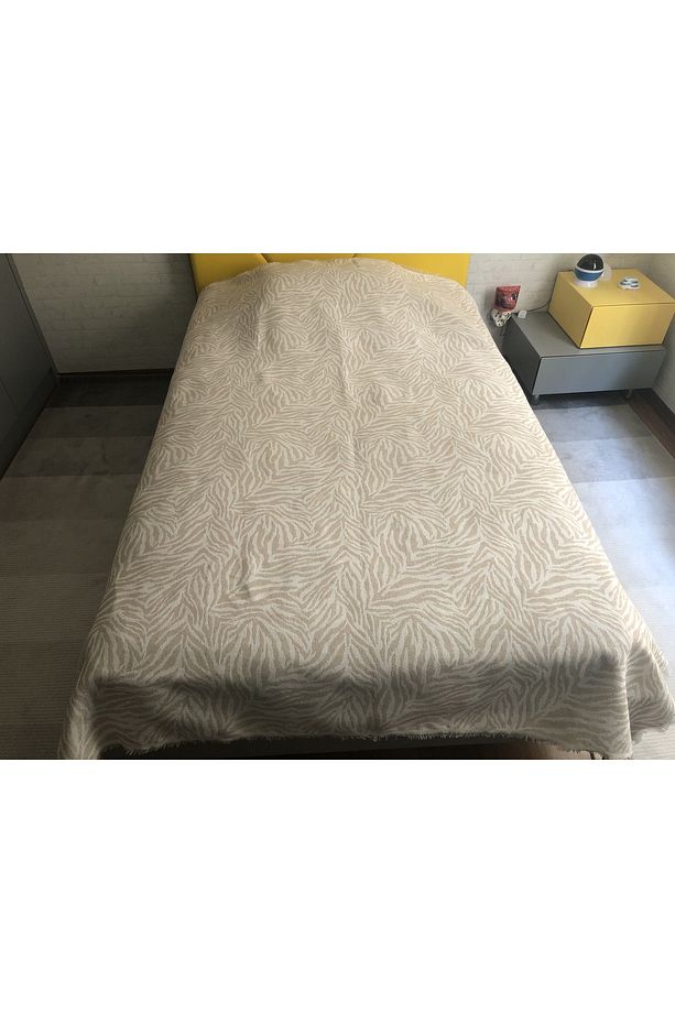 Bej Zebra Desenli Tek Kişilik Çok Amaçlı Pike - Yatak Örtüsü 160x210 Cm - 3