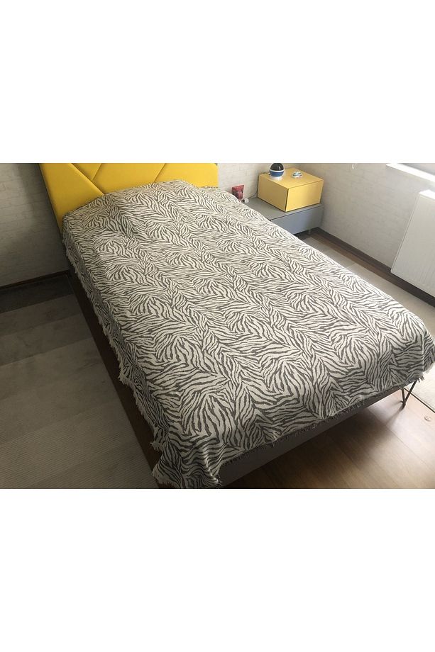 Siyah Zebra Desenli Tek Kişilik Çok Amaçlı Pike - Yatak Örtüsü 160x210 Cm - 4