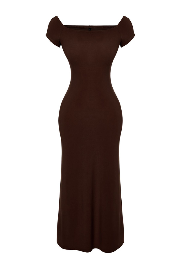 Kahverengi Carmen Yaka Fitted/Vücuda Oturan Esnek Örme Maxi Kalem Elbise TWOSS24EL00096 - 7