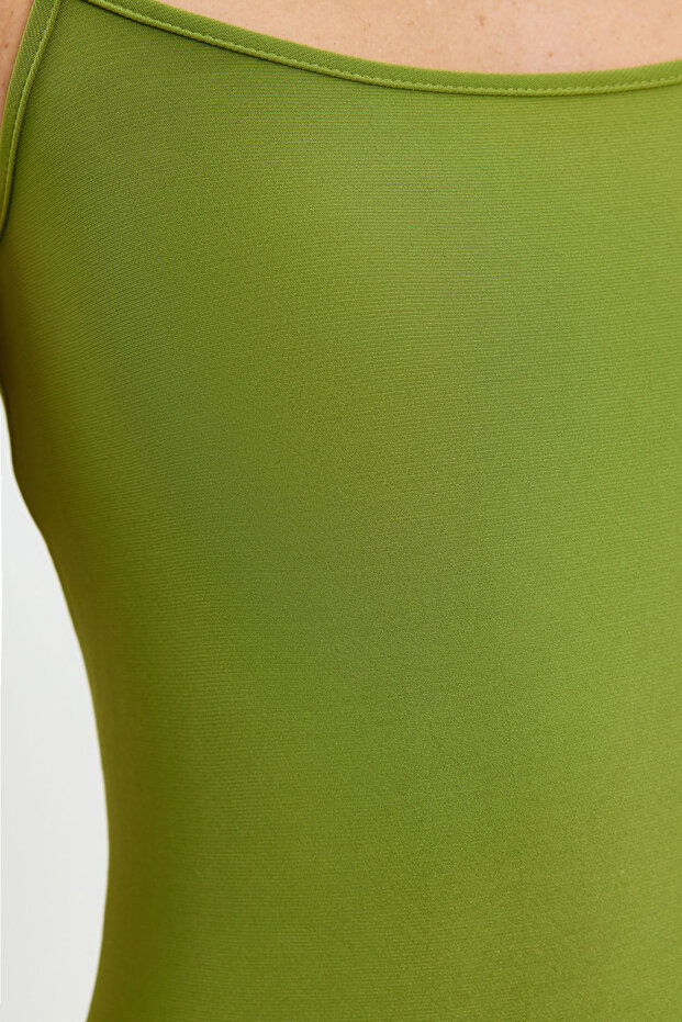 Yeşil Fitted/Vücuda Oturan Askılı Esnek Örme Maxi Kalem Elbise TWOSS23EL02435 - 5