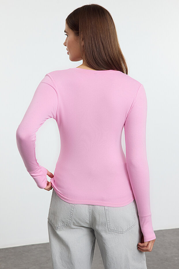Pembe Viskon/Yumuşak Kumaşlı Parmak Geçme Detaylı Esnek Örme Bluz TWOAW25BZ00014 - 5