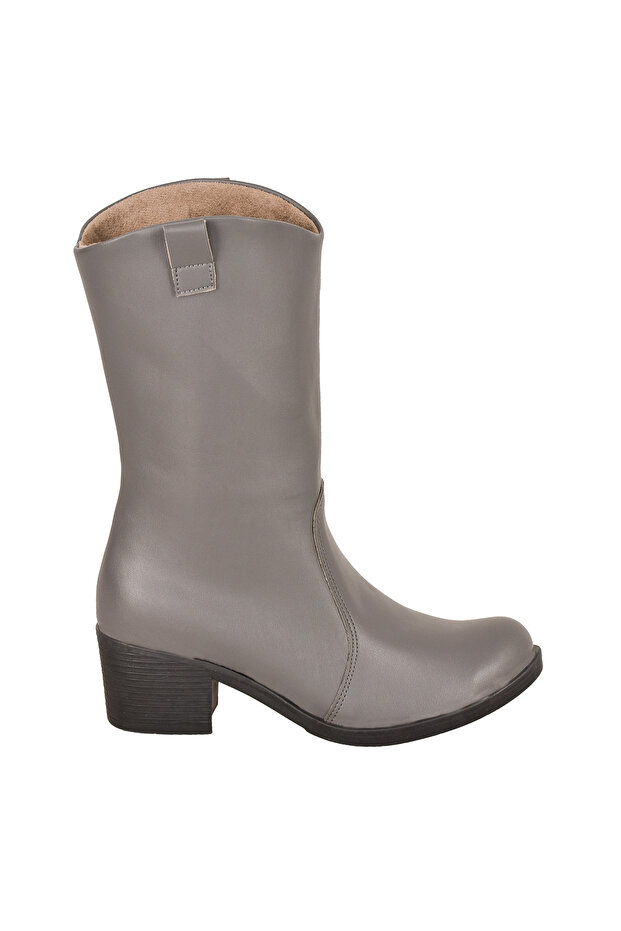 Gri Kadın Bot - 2