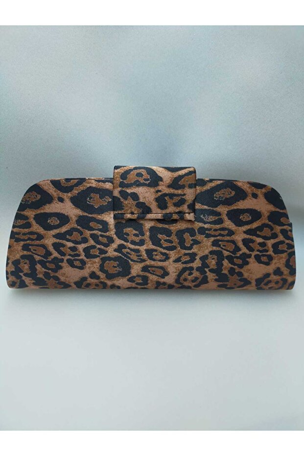 حقيبة فستان سهرة صغيرة من الساتان بنمط الفهد الذهبي - 5