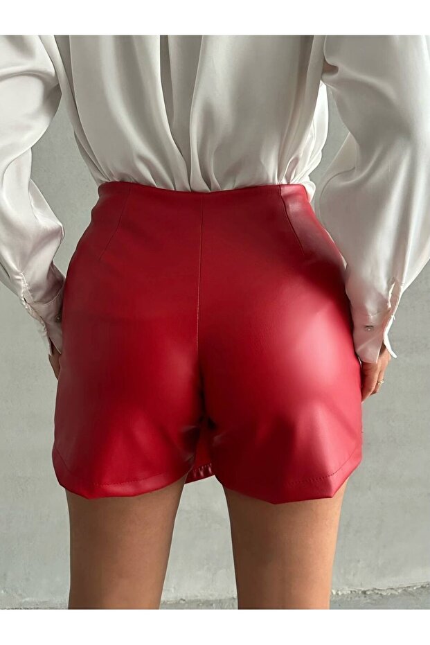 Taş Detaylı Suni Deri Şortetek - 9