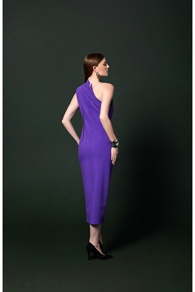 Tek Omuz Yırtmaçlı Mor Elbise - 4