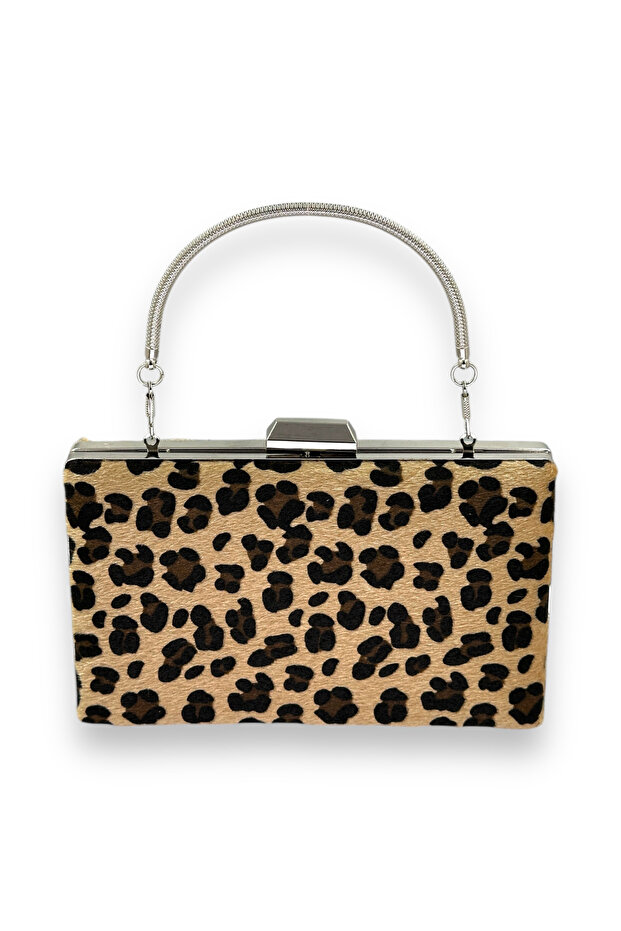 حقيبة سهرة مستوردة بنقشة الفهد مع ريش - 1