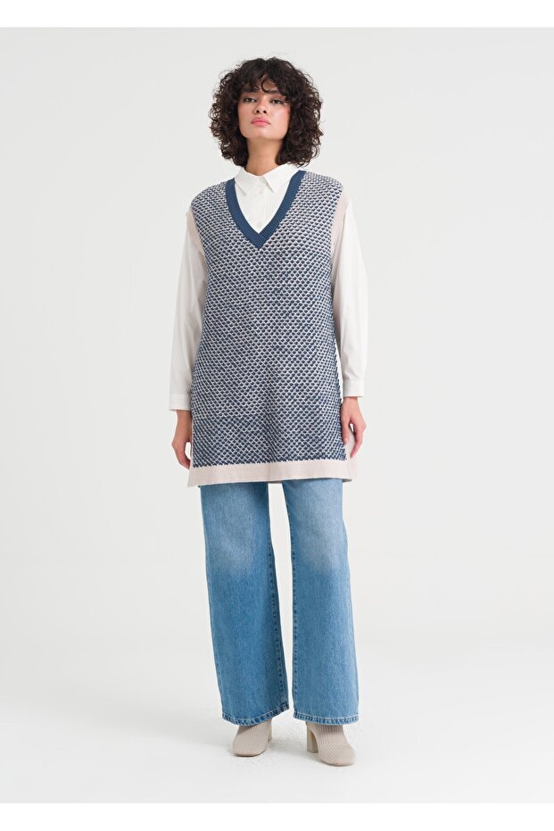 1010 V Yaka Triko Süeter - 1