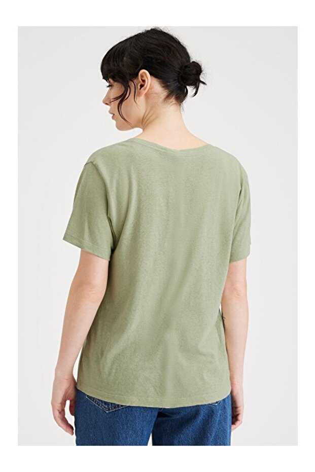 Derin V Yaka Tişört - 2