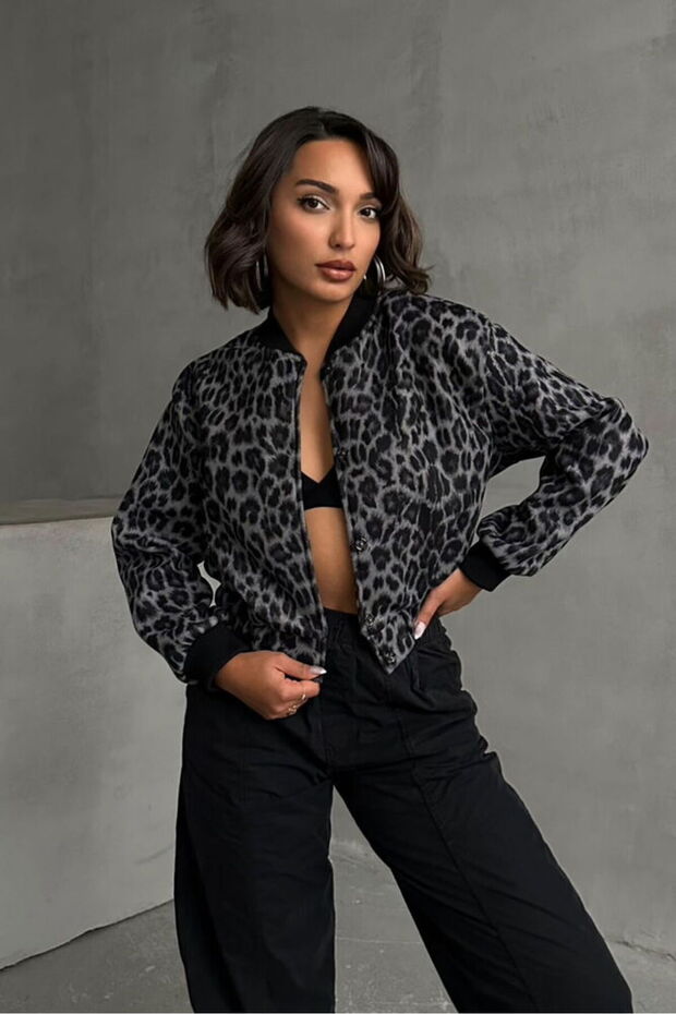 Gray Leopard Leopard Patterned Cashmere Coat | F1826
