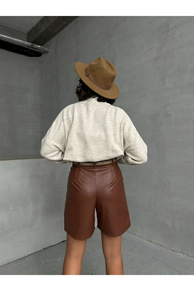 Taba Kemerli Deri Toptan Şort - 5