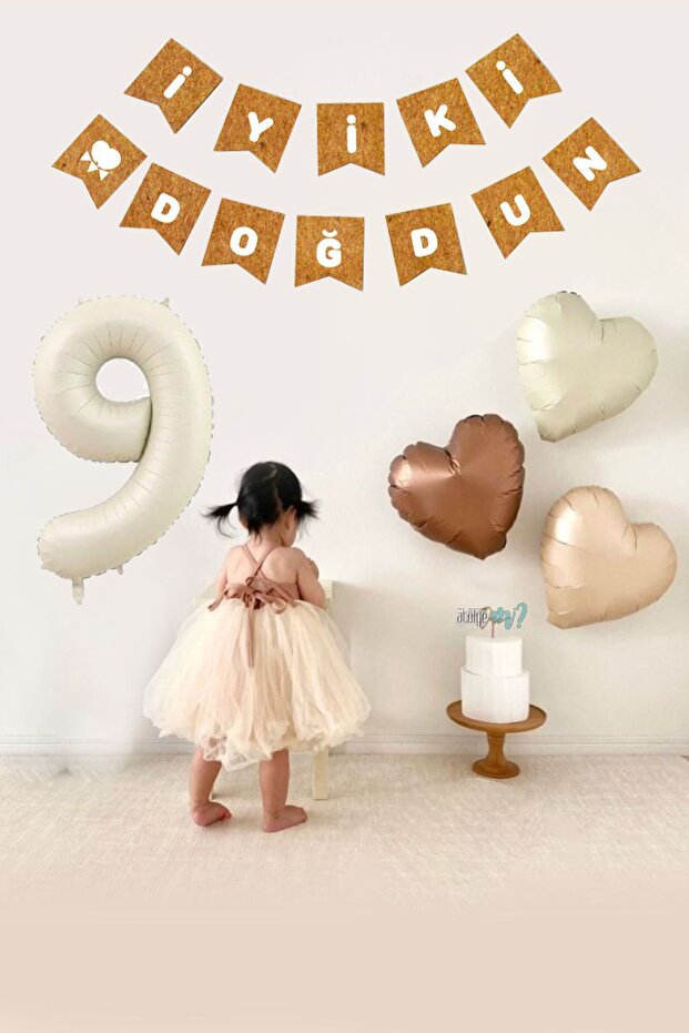 9 Years Birthday Kraft White Happy Birthday Banner 3Pcs Heart Balloon Decoration Set