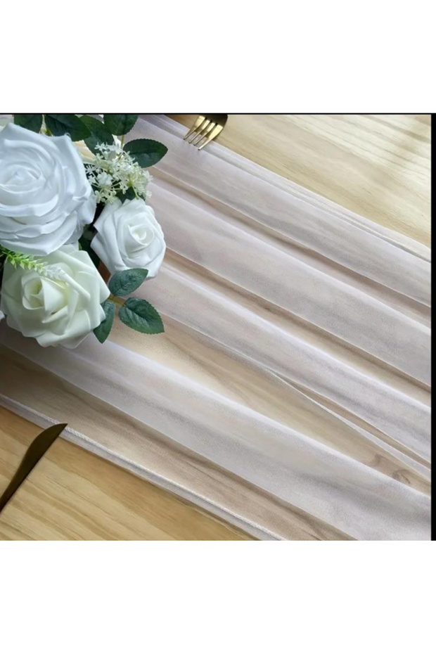 Stylish Set with Tulle Decoration