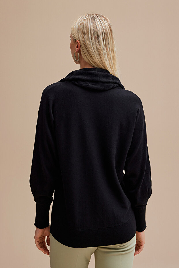 Dökümlü Yaka Triko Kazak - 4