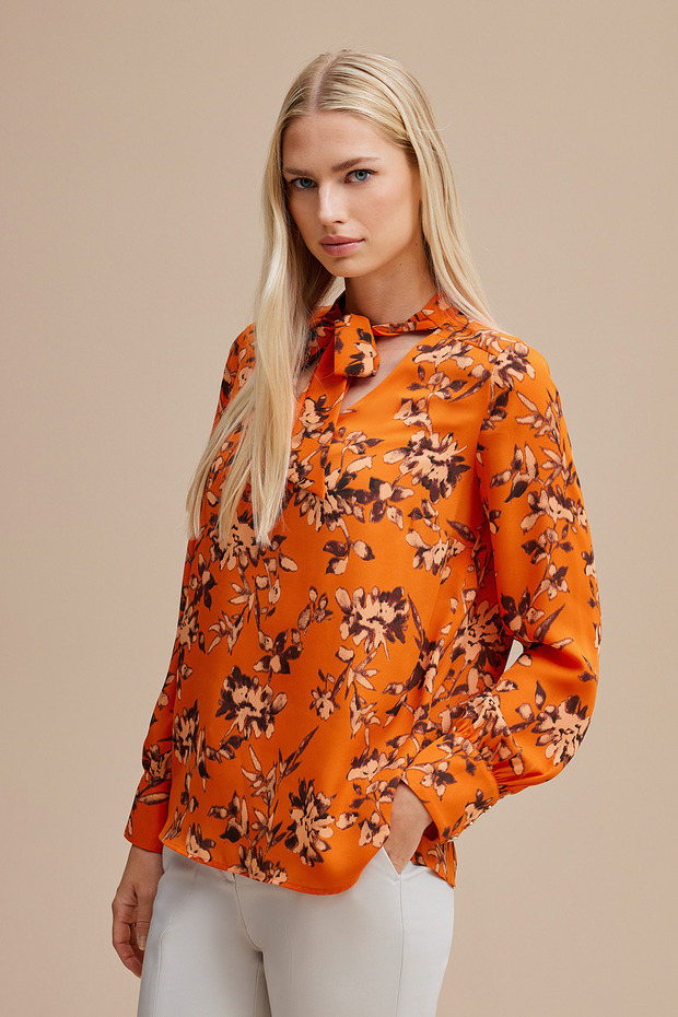 Patterned Blouse with Tie Collar - 4