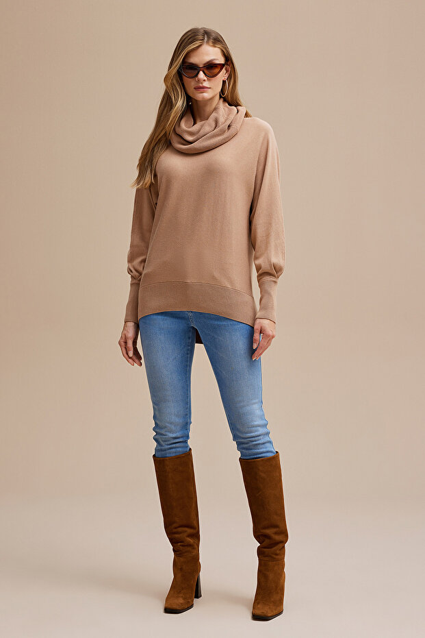 Dökümlü Yaka Triko Kazak - 1