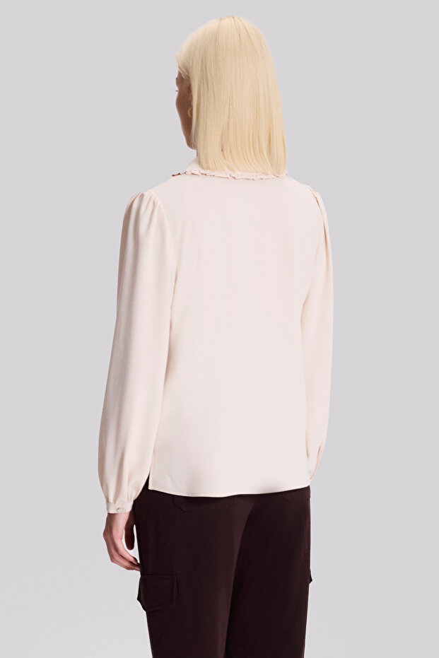 Yaka Detaylı Bluz - 4