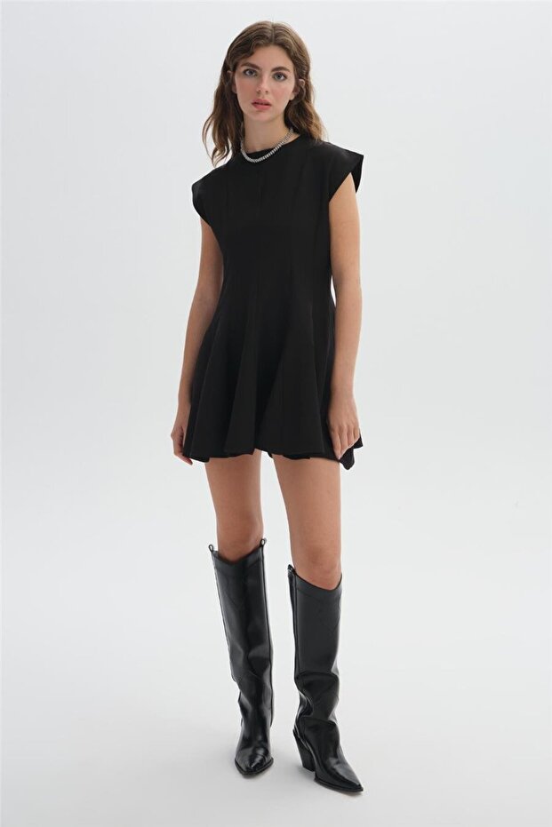 Siyah Mini Elbise - 1
