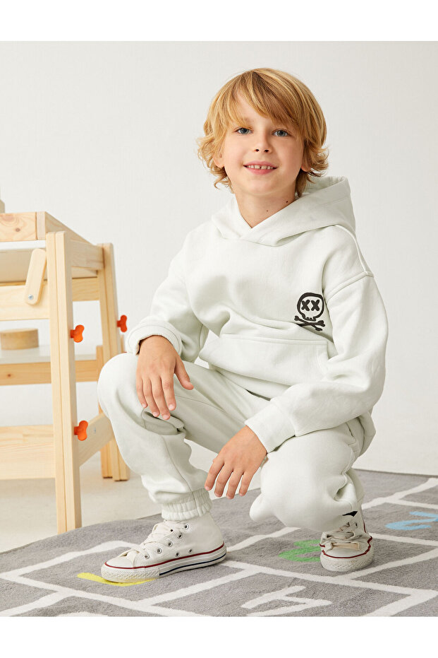 Jogger Sweatpants with Tie Waist, Pocket and Print Detail