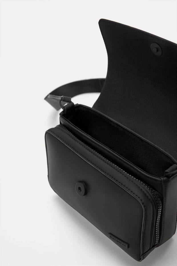 Kapaklı ve kaplamalı çapraz çanta - 3