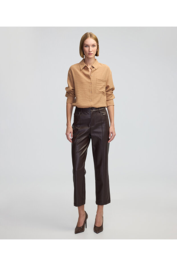 Texturiertes Hemd mit Taschen - 2