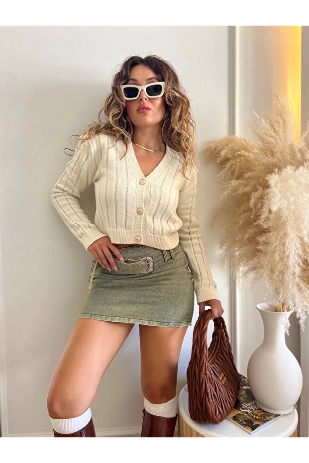 V Yaka Fitilli Örme Düğmeli Hırka - 1