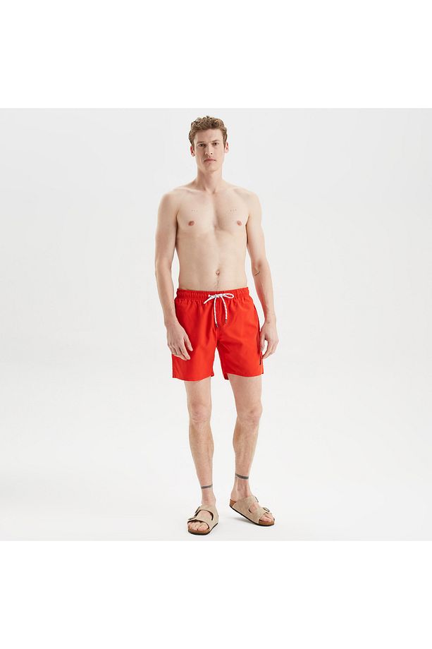 Erkek Kırmızı Regular Fit Deniz Şortu - 1