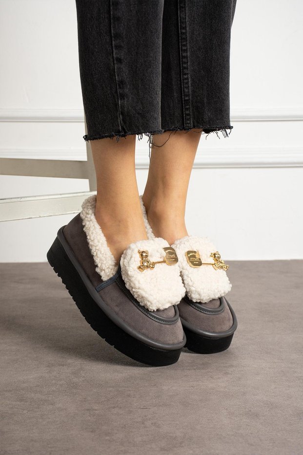 Lopi Women's Loafer Shoes Stoned Gray Suede with Fur Inside