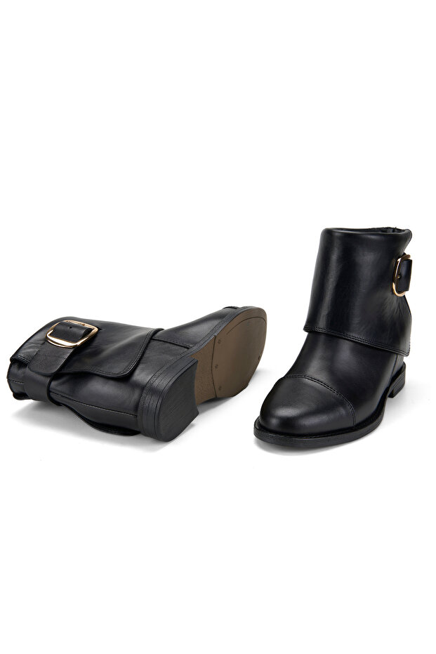 Deny Siyah Kadın Bot - 5