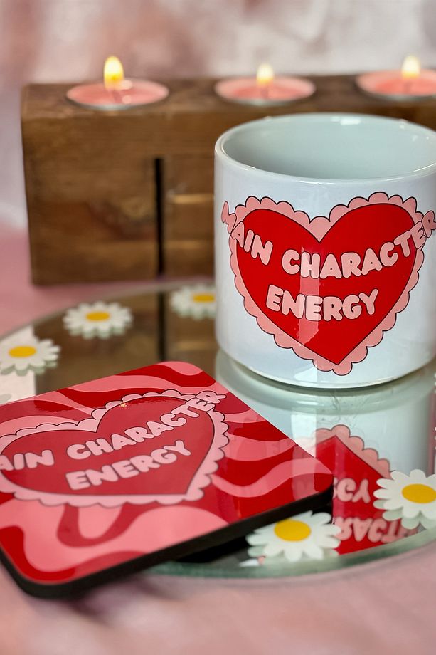 Main Character Energy Kırmızı Kulplu Kupa - 3
