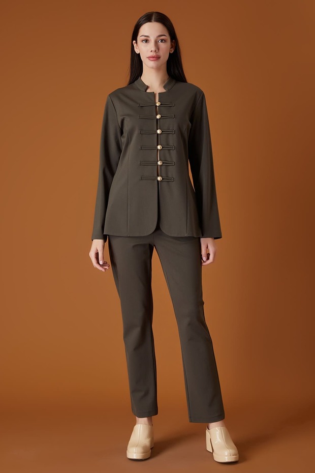 Düğme detaylı örme ceket - 2