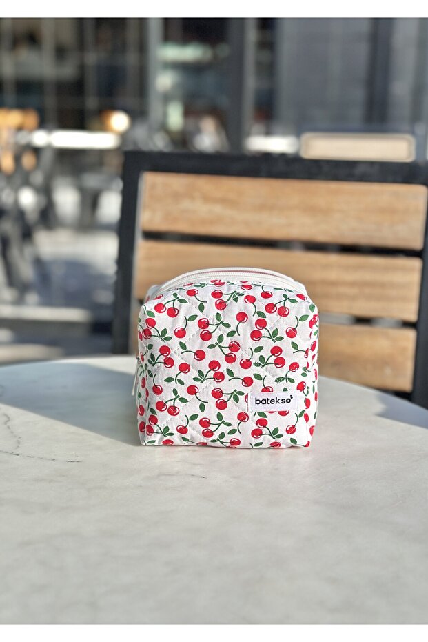 حقيبة مكياج منقوشة باللون الأحمر الكرزي - حجم صغير - 7