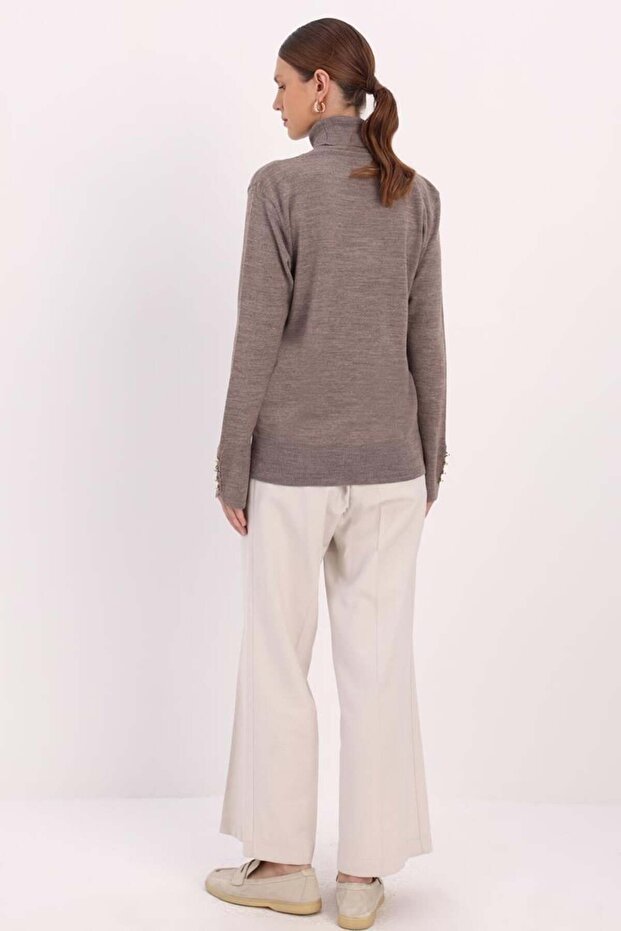 سترة بأكمام المنك وأزرار - 4