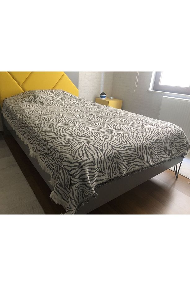 Siyah Zebra Desenli Tek Kişilik Çok Amaçlı Pike - Yatak Örtüsü 160x210 Cm - 3