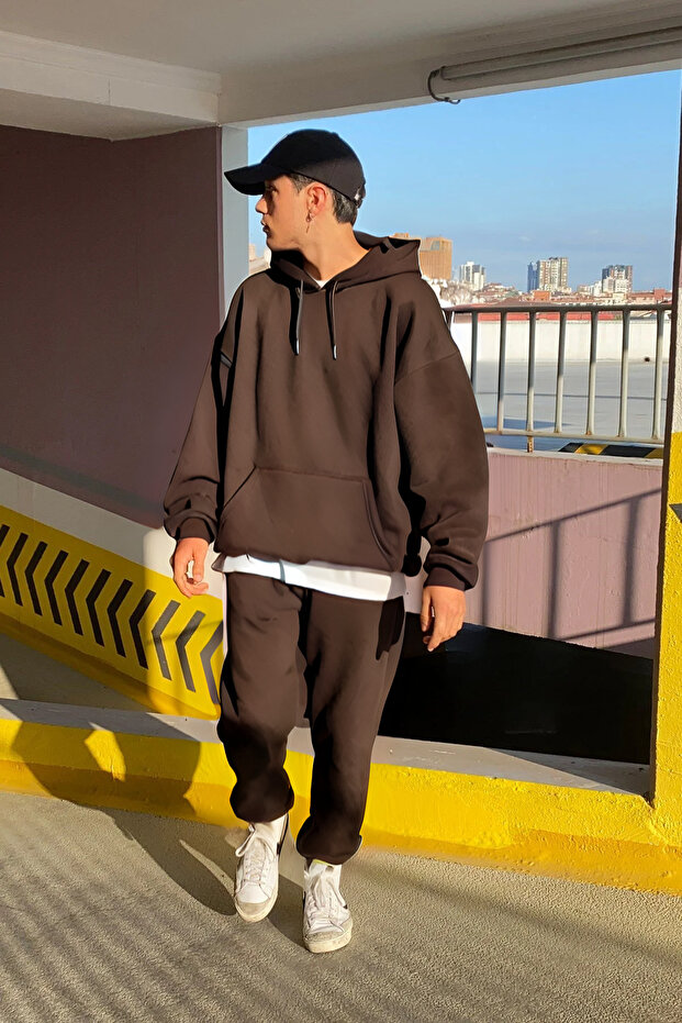 Men's Basic Oversize Kangaroo Pocket Tracksuit Set - 1