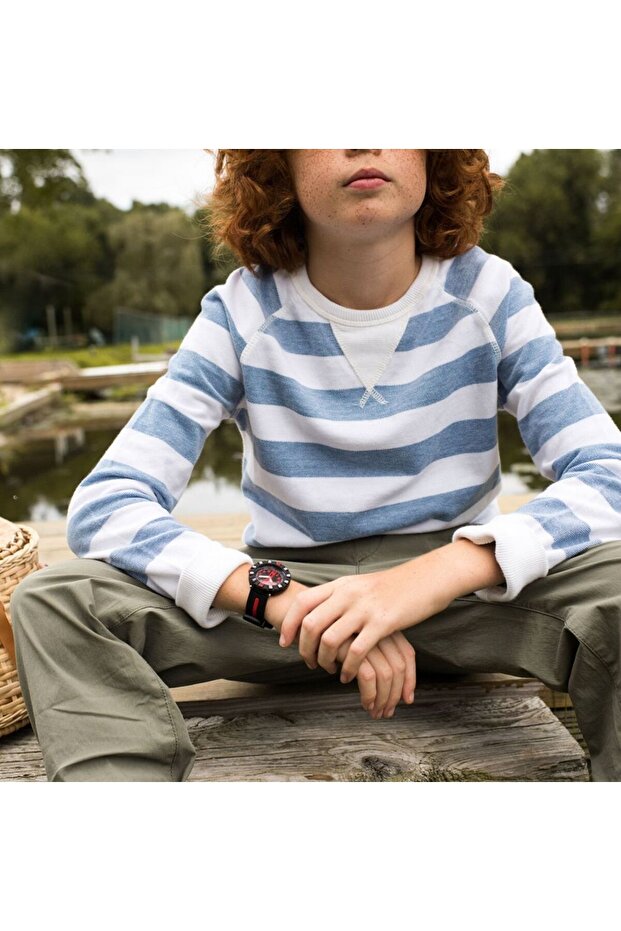 الأحمر في المقدمة - 4