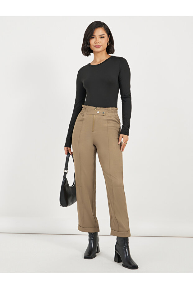 Elastic High Rise Cropped Design pants