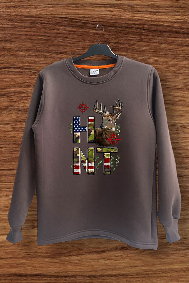 Hunting Hunting Camouflage Color Hunt Lettering Engagement and Deer Printed Crew Neck Sweatshirt