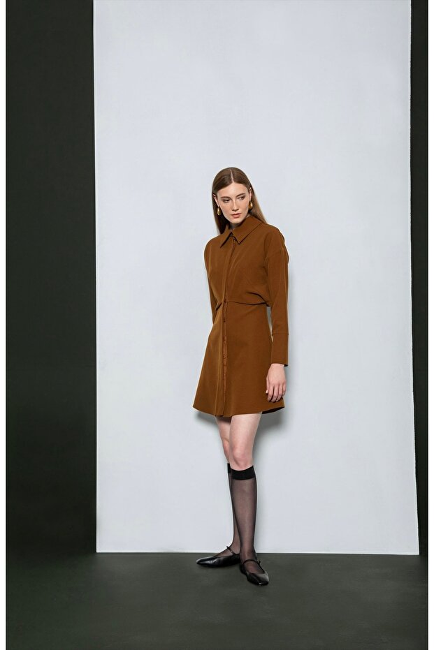 Bel Dekolteli Taba Elbise - 1