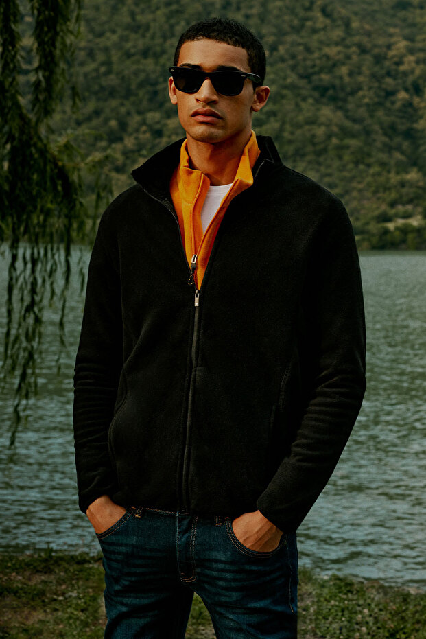 Мъжки черен суитшърт с поларено яке против напукване и ненабиващо се стандартно прилягане - 1