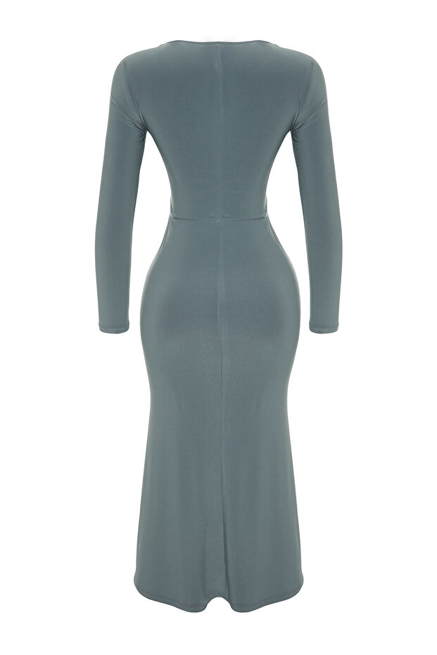 Ciemnoszara dopasowana sukienka maxi z falbaną i kwadratowym dekoltem TWOAW24EL00613 - 8