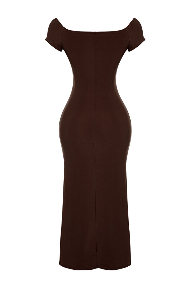 Kahverengi Carmen Yaka Fitted/Vücuda Oturan Esnek Örme Maxi Kalem Elbise TWOSS24EL00096 - 8