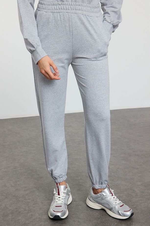 Gri Melanj 2 İplik Bisiklet Yaka Basic Jogger Örme Eşofman Takımı TWOAW25EM00017 - 4