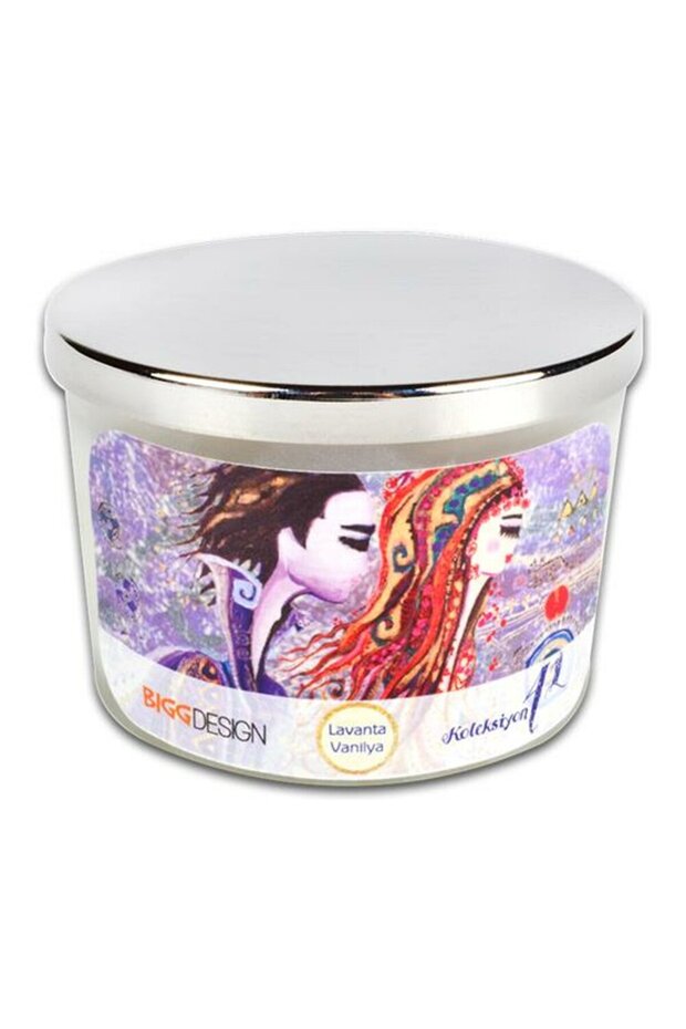 Lavender and Vanilla Scented Love Candle