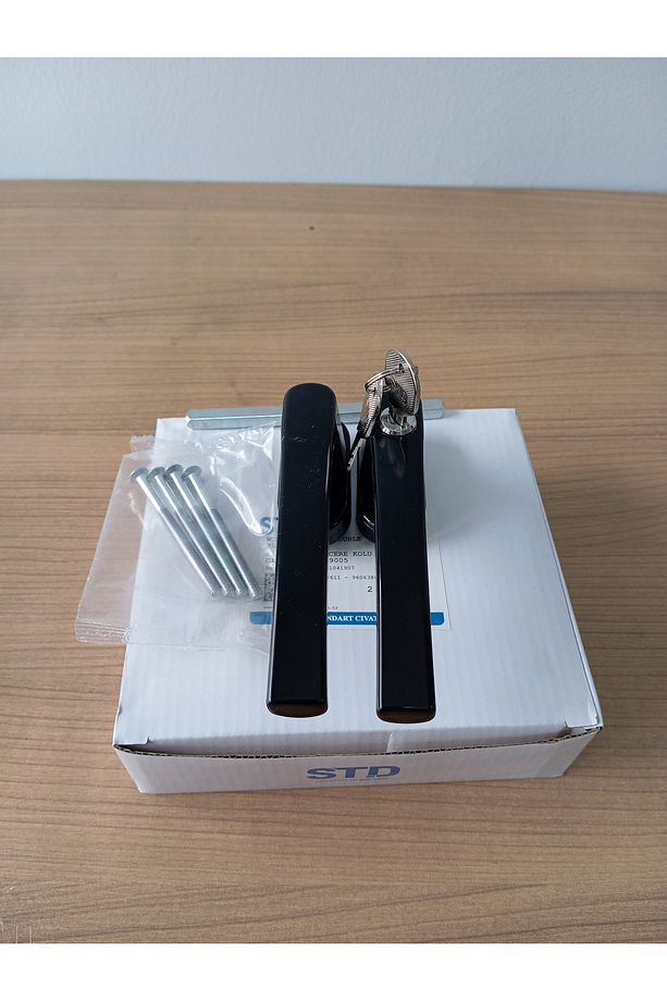 Pimapen Çiftli kilitli anahtarlı Siyah Kapı Kolu - 1