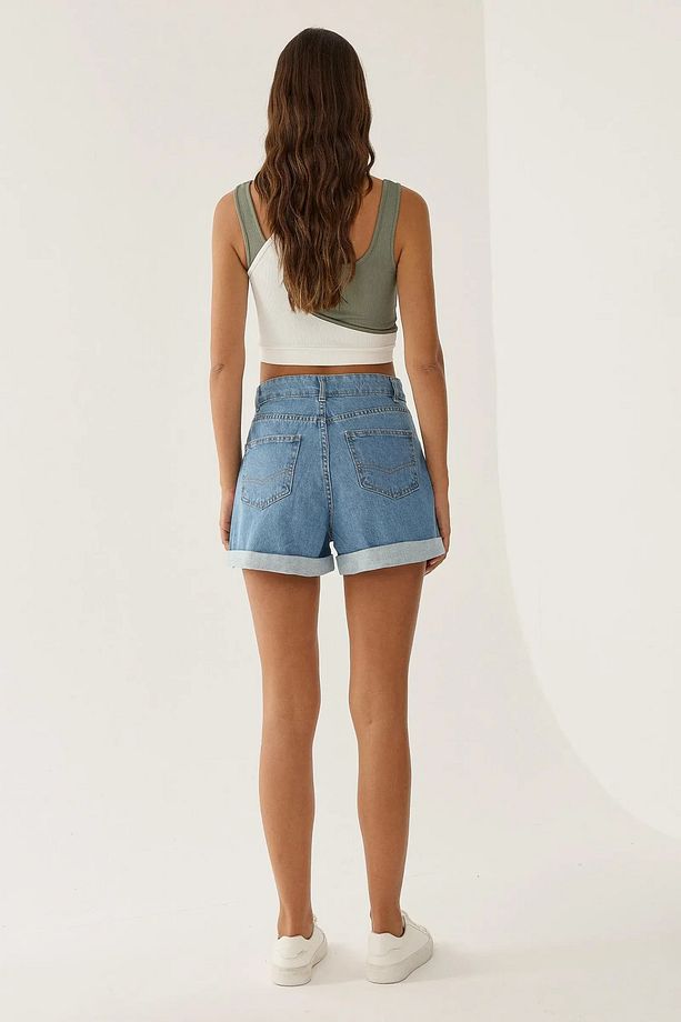 Kıvrık Paça Mom Fit Şort - 5