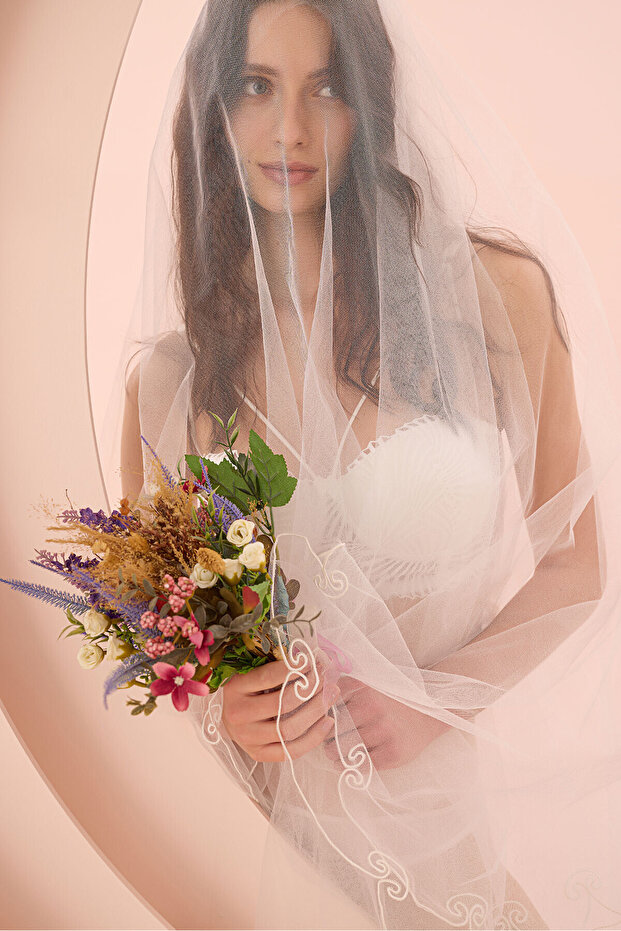 طقم حمالة صدر وإكسسوارات إكرو - 4