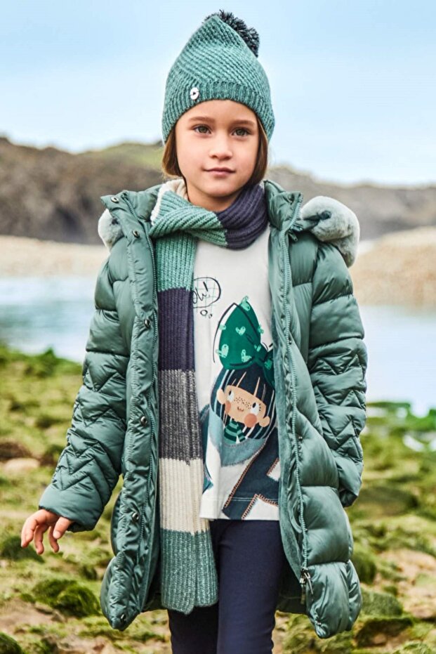 4-12 Year Old Girl Hat and Scarf Set Green