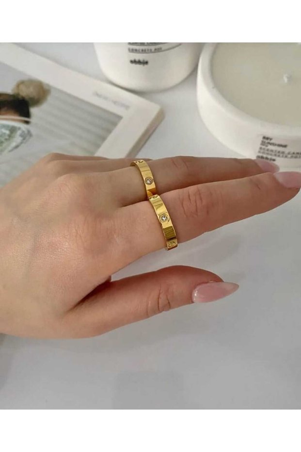 Model Steel Zircon Stone Ring